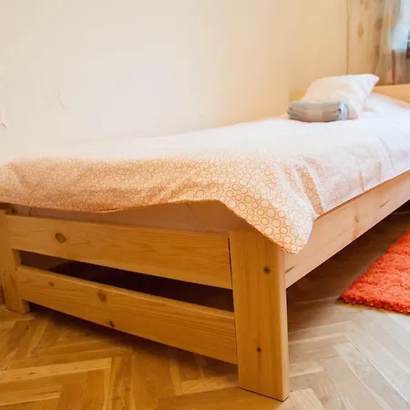 Homestay Art Nouveau Centre *